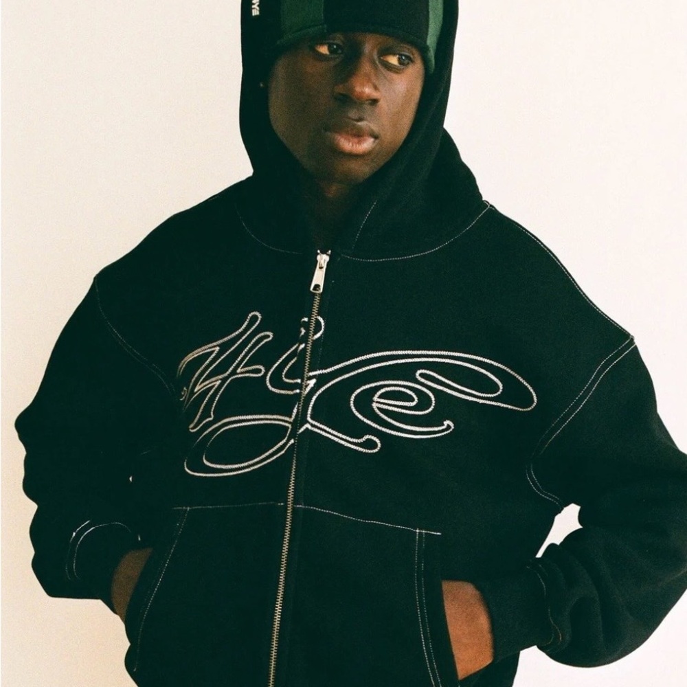 4YE SIGNATURE ZIP HOODIE - BLACK/WHITE